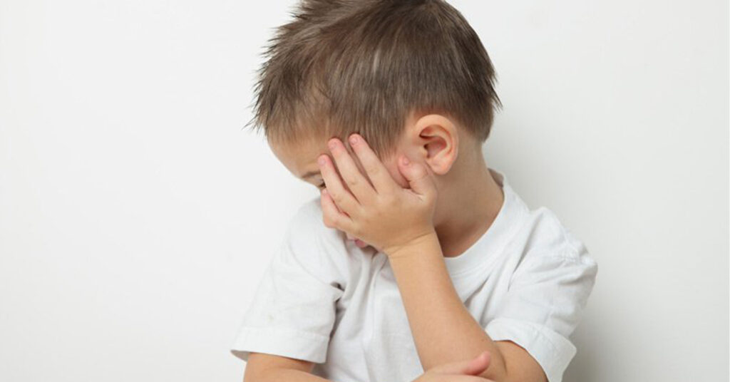 Mon fils est autiste et je commence à remarquer des signes d’autisme chez ma fille de 3 ans