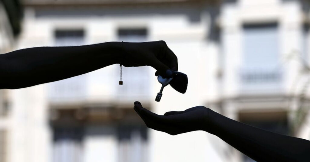 Un couple et ses 7 enfants cherchent d’urgence une maison à louer SMP Solidarite Marye Pike